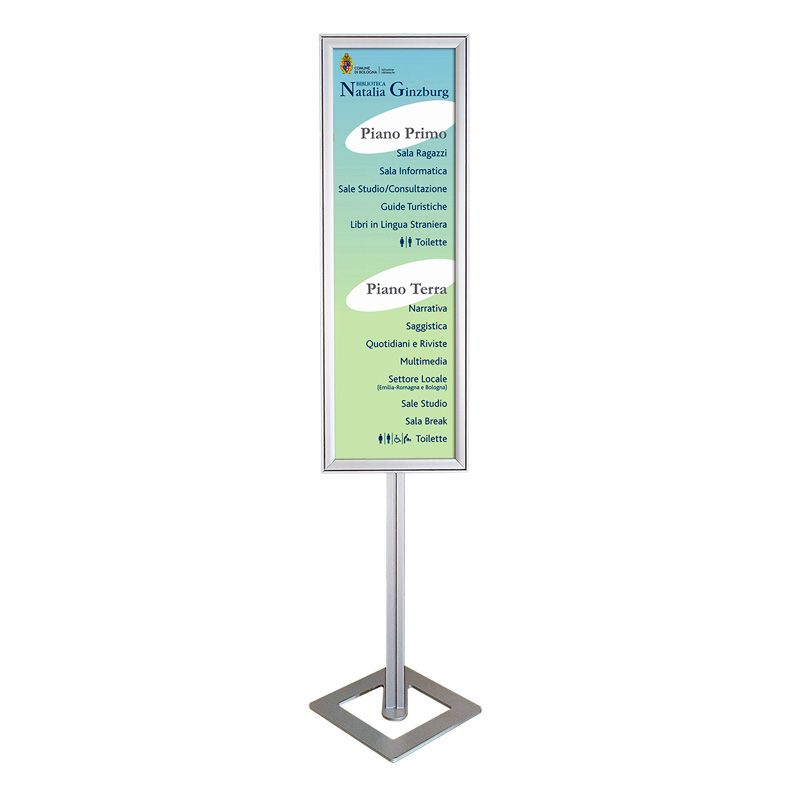 totem espositivo